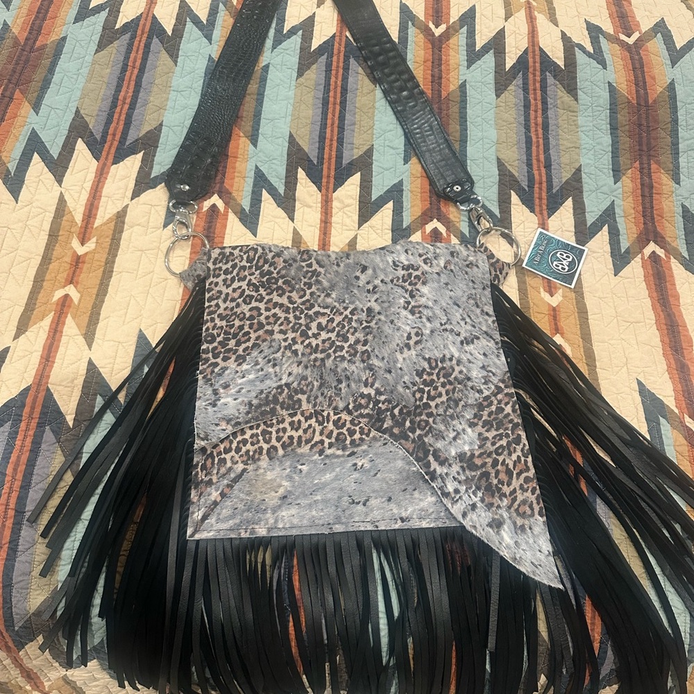 Brand new cowhide leopard purse by “A bit a Bling”